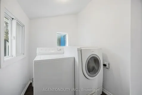 269 Claremont Street Toronto ON M6J 2N1
