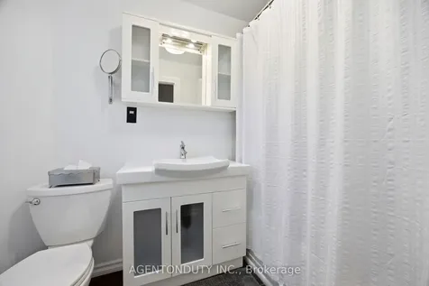 269 Claremont Street Toronto ON M6J 2N1