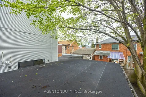 269 Claremont Street Toronto ON M6J 2N1