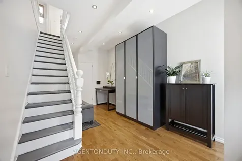 269 Claremont Street Toronto ON M6J 2N1