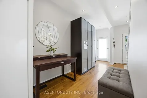 269 Claremont Street Toronto ON M6J 2N1
