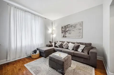 269 Claremont Street Toronto ON M6J 2N1