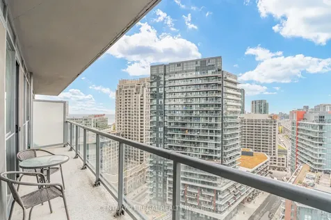 20 Bruyeres Mews Toronto ON M5V 0G8
