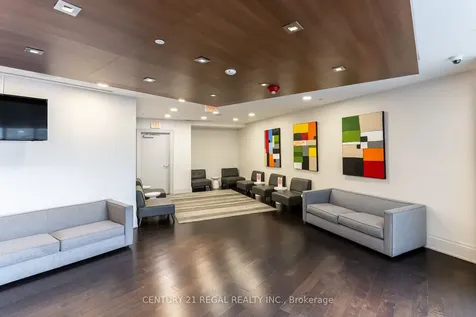 20 Bruyeres Mews Toronto ON M5V 0G8