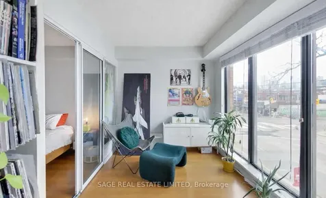 456 College Street Toronto ON M6G 4A3