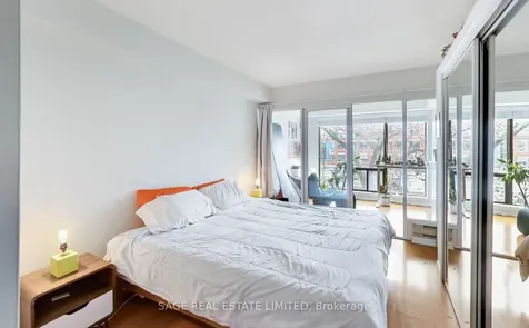 456 College Street Toronto ON M6G 4A3