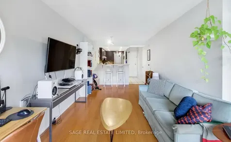 456 College Street Toronto ON M6G 4A3