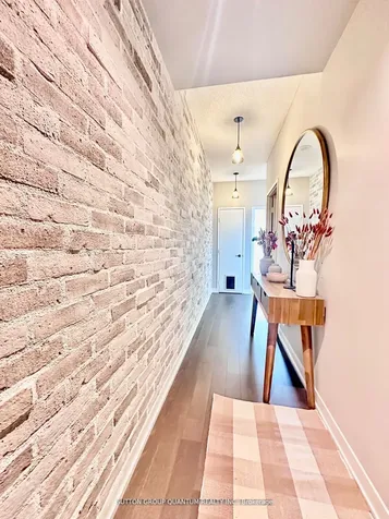 120 Bayview Avenue Toronto ON M5A 0G4