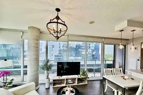 120 Bayview Avenue Toronto ON M5A 0G4