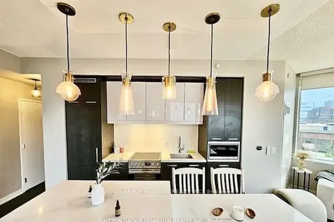 120 Bayview Avenue Toronto ON M5A 0G4
