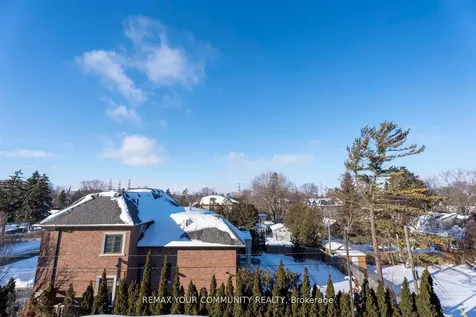 222 Finch Avenue W Toronto ON M2R 1M6