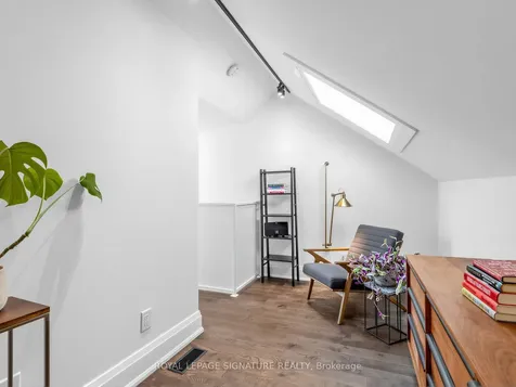11A Alcina Avenue Toronto ON M6G 2E7