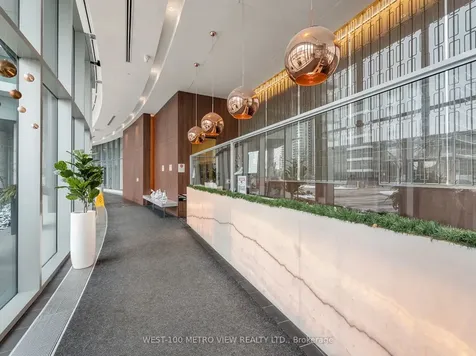 115 Mcmahon Drive Toronto ON M2K 0E3