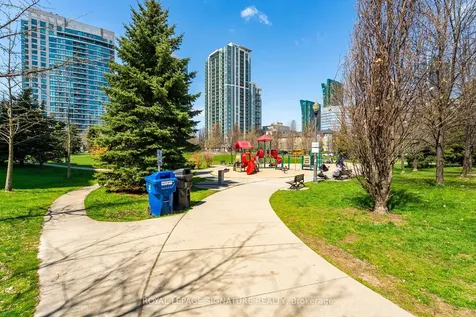 3 Everson Drive Toronto ON M2N 7C2