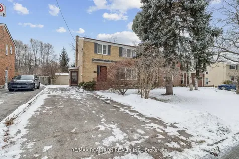 139 Yorkview Drive Toronto ON M2R 1K2