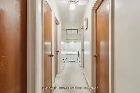 139 Yorkview Drive Toronto ON M2R 1K2