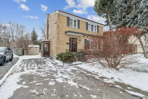 139 Yorkview Drive Toronto ON M2R 1K2