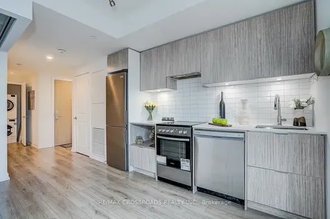 395 Bloor Street E Toronto ON M4W 0B4