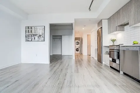 395 Bloor Street E Toronto ON M4W 0B4