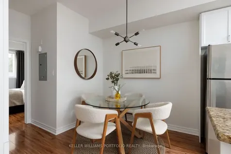 60 Carr Street Toronto ON M5T 1B7