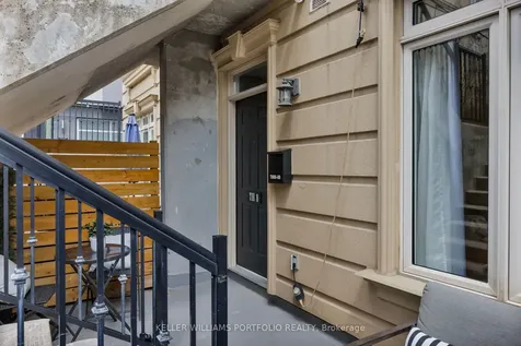 60 Carr Street Toronto ON M5T 1B7