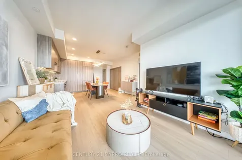 95 Mcmahon Drive Toronto ON M2K 0H1