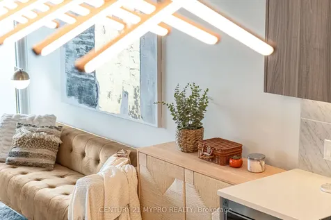 95 Mcmahon Drive Toronto ON M2K 0H1