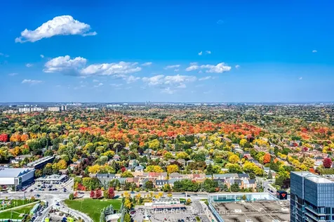 95 Mcmahon Drive Toronto ON M2K 0H1