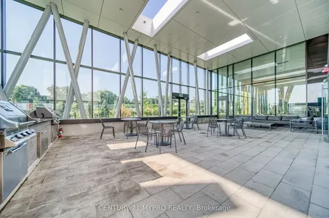 95 Mcmahon Drive Toronto ON M2K 0H1