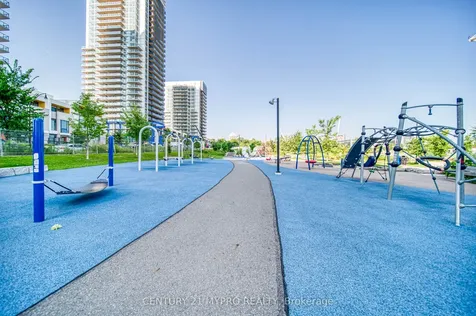 95 Mcmahon Drive Toronto ON M2K 0H1