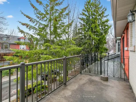 276 Grace Street Toronto ON M6G 3A6