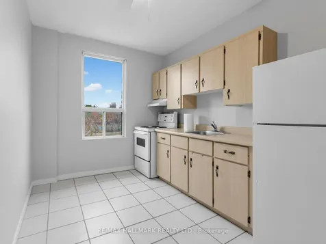 276 Grace Street Toronto ON M6G 3A6