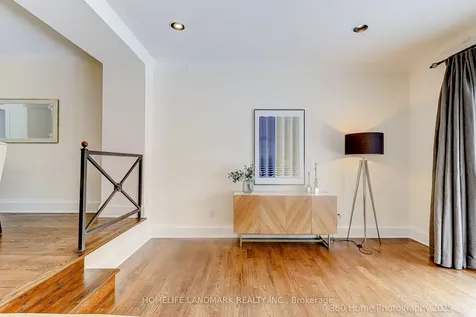 155 Fairlawn Avenue Toronto ON M5M 1S9