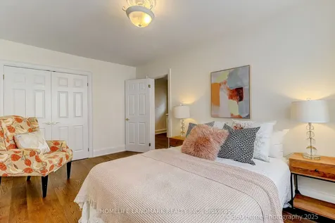 155 Fairlawn Avenue Toronto ON M5M 1S9