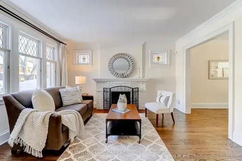 155 Fairlawn Avenue Toronto ON M5M 1S9