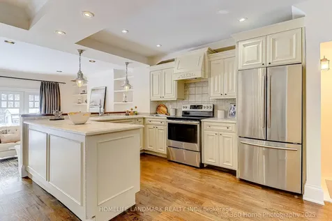 155 Fairlawn Avenue Toronto ON M5M 1S9