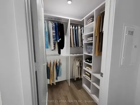 135 Lower Sherbourne Street Toronto ON M5A 1Y4
