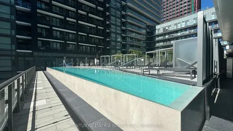 135 Lower Sherbourne Street Toronto ON M5A 1Y4