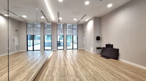 135 Lower Sherbourne Street Toronto ON M5A 1Y4
