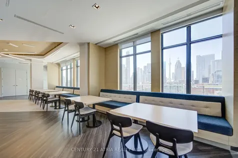 135 Lower Sherbourne Street Toronto ON M5A 1Y4