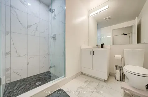135 Lower Sherbourne Street Toronto ON M5A 1Y4