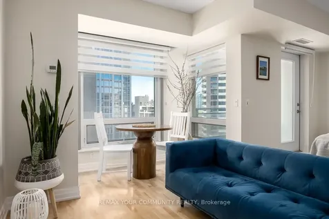 8 Scollard Street Toronto ON M5R 1M2