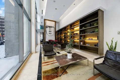 38 Grenville Street Toronto ON M4Y 1A5