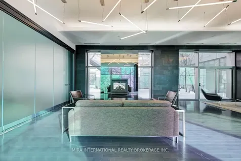 38 Grenville Street Toronto ON M4Y 1A5