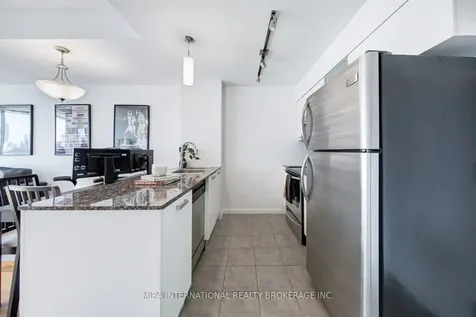 38 Grenville Street Toronto ON M4Y 1A5
