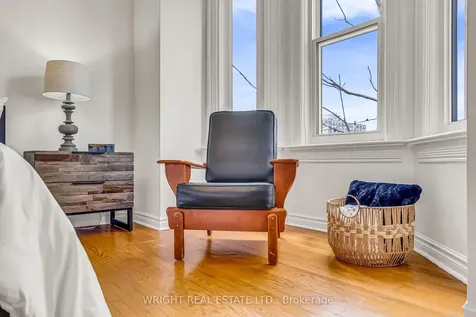 11 Manning Avenue Toronto ON M6J 2K3