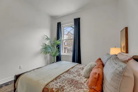 11 Manning Avenue Toronto ON M6J 2K3