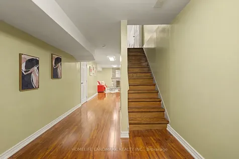 275 Goldenwood Road Toronto ON M2M 4A7