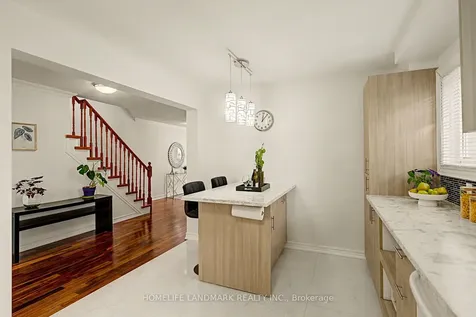 275 Goldenwood Road Toronto ON M2M 4A7