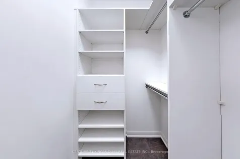 5162 Yonge Street Toronto ON M2N 5P6
